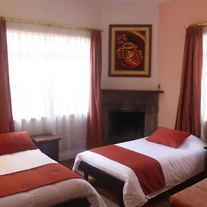 andino-hotel.hotelsquito.com/